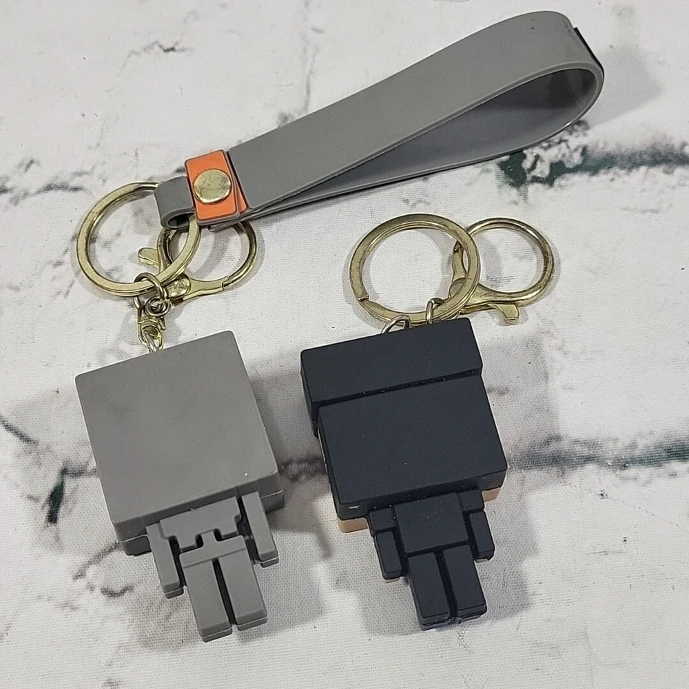 Minecraft‎ Keychains Vinyl 3D Figural Characters Lot Of 2 Clip-On Gamer Wristlet